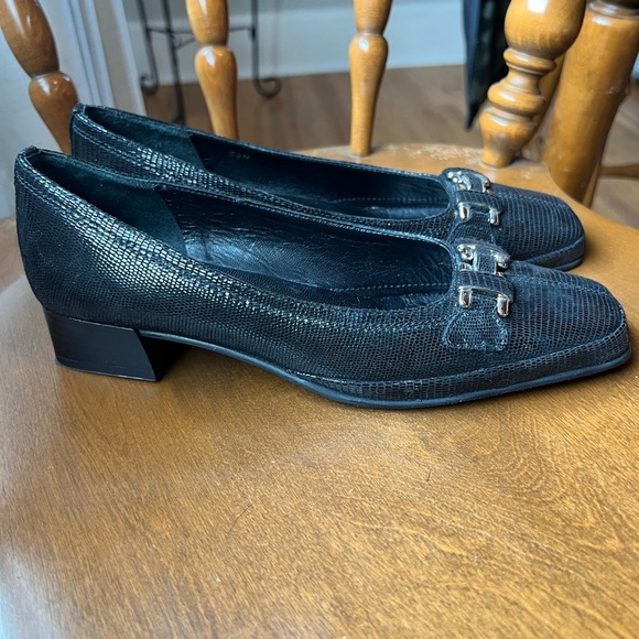 Amalfi Black Textured Block Heels - Picture 3 of 7